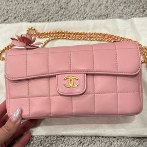 Rare Vintage Chanel Camelia mini flap